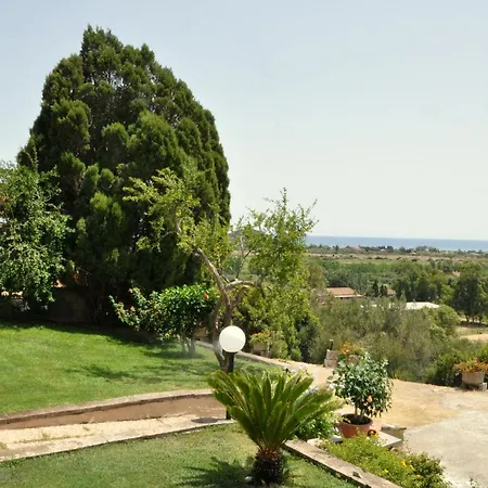 Sleeps 6 Pool Wifi Chia