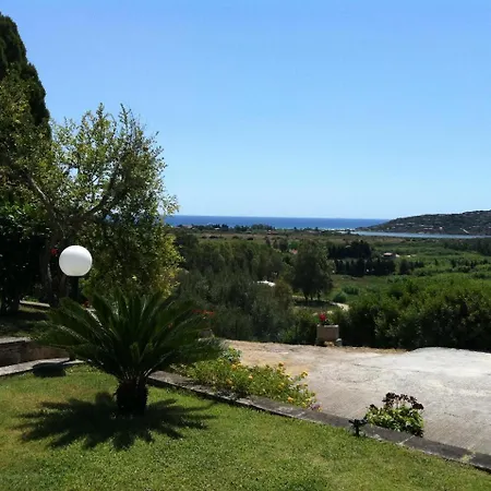 Sleeps 6 Pool Wifi Chia