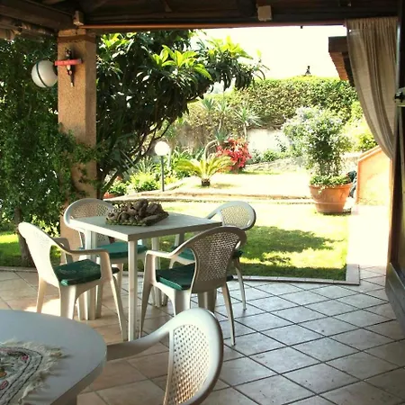 Sleeps 6 Pool Wifi Villa *
