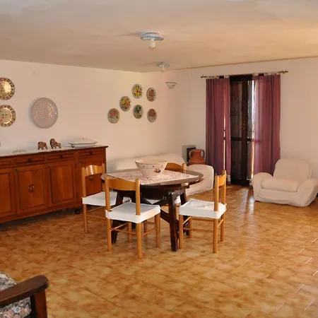 Sleeps 6 Pool Wifi * Chia