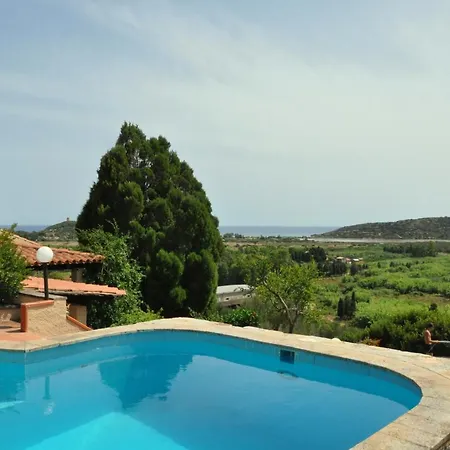 Sleeps 6 Pool Wifi * Chia